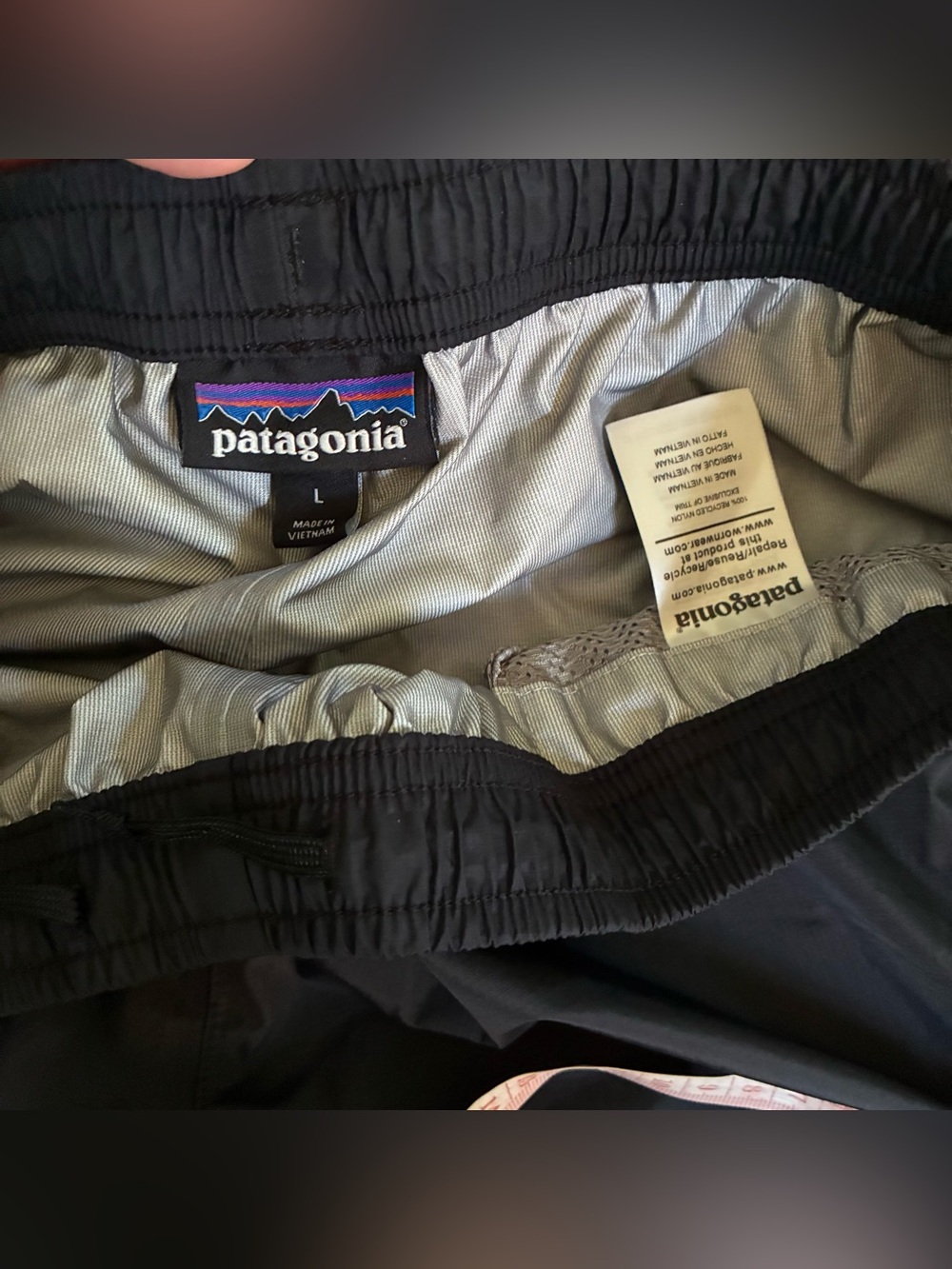 Patagonia Women's Torrentshell 3L Rain Pants in Black - Short - Picture 3 of 6